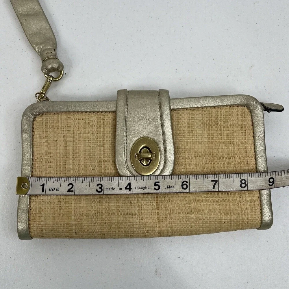 Coach Parker Natural Straw Leather Trim Clutch Wristlet Wallet Gold Turnlock